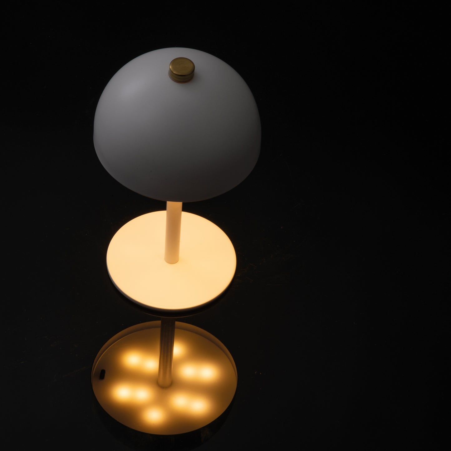 Tischlampe aus Edelstahl mit Akku CODY